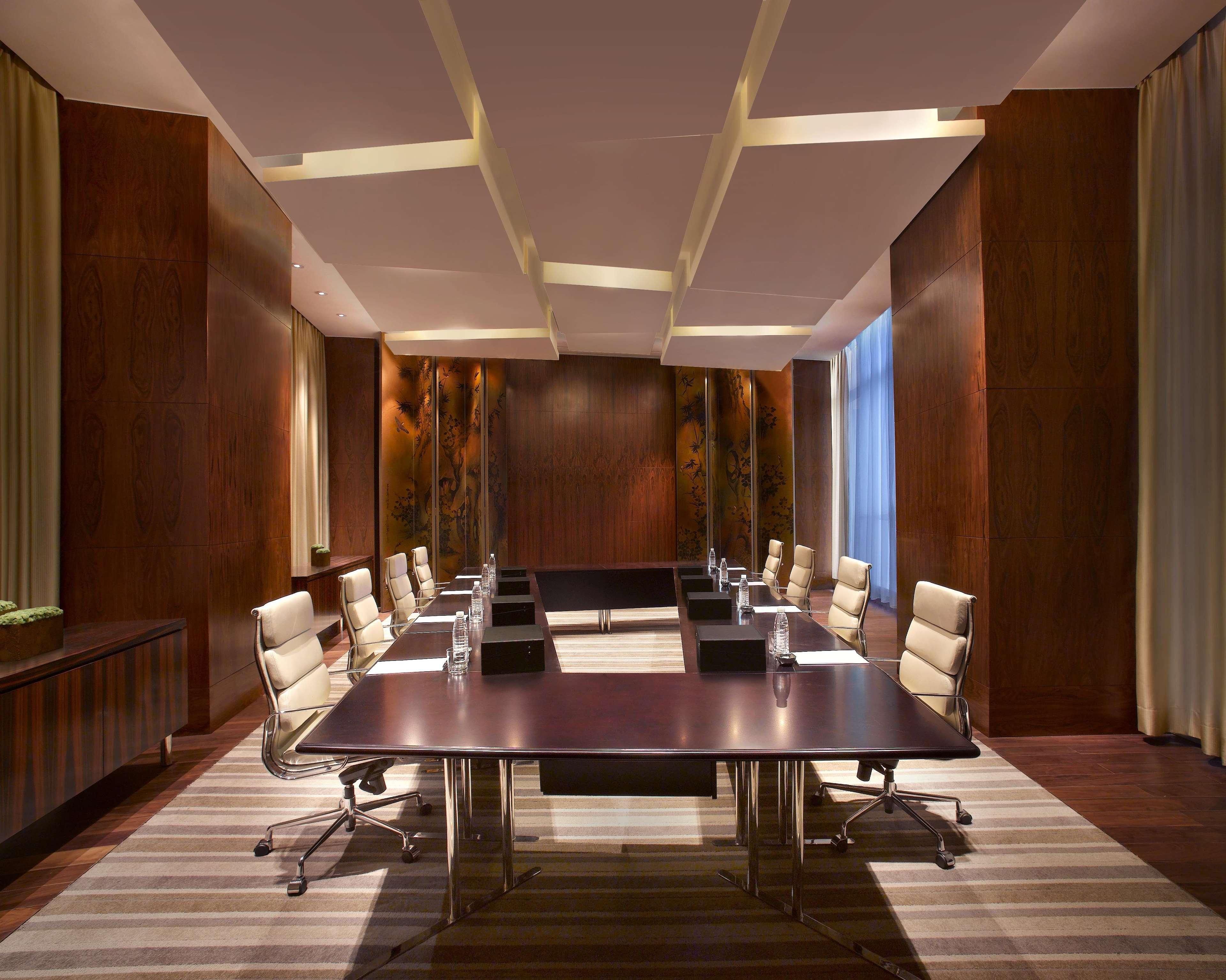 Grand Hyatt Hotel 5*